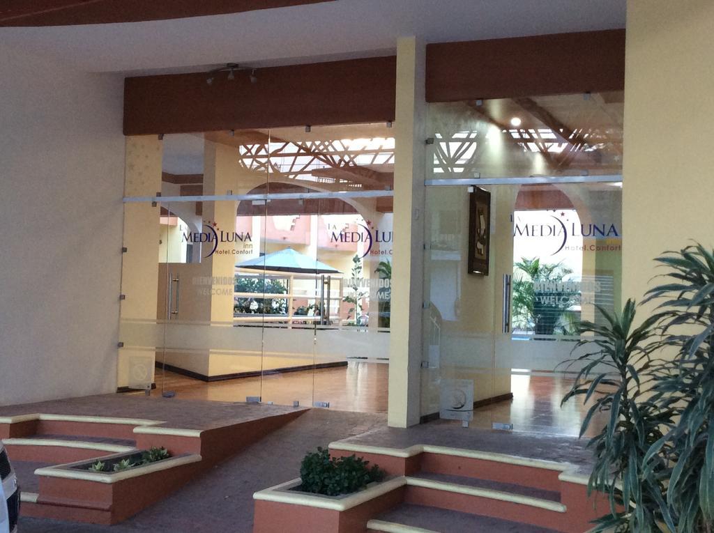Huejutla de Reyes Hotel La Media Luna Inn מראה חיצוני תמונה