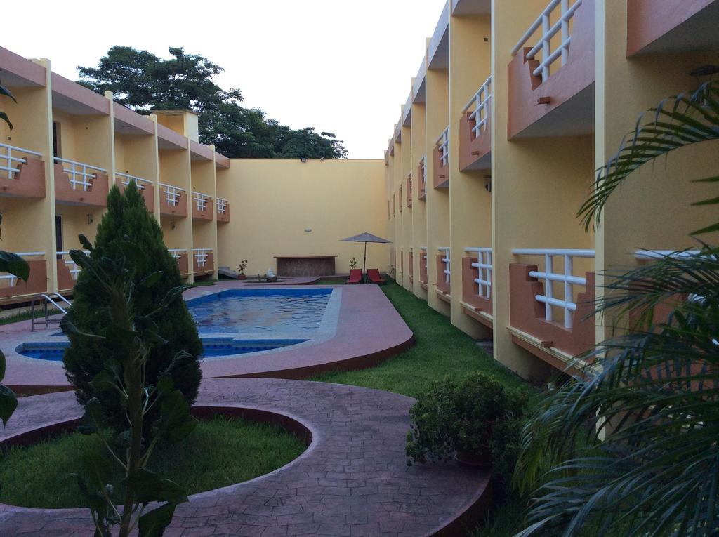 Huejutla de Reyes Hotel La Media Luna Inn מראה חיצוני תמונה